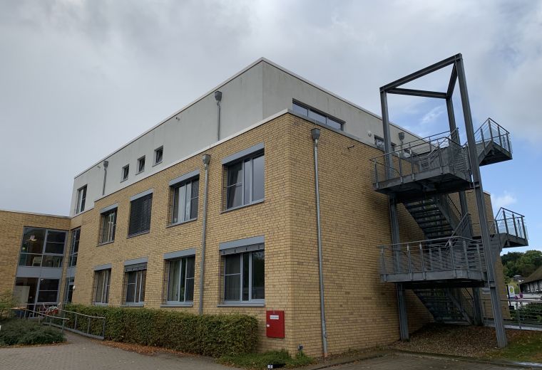 Seniorenpflegeheim 02