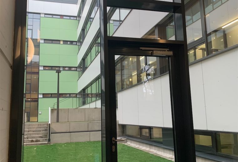 21 Gymnasium Horn 07