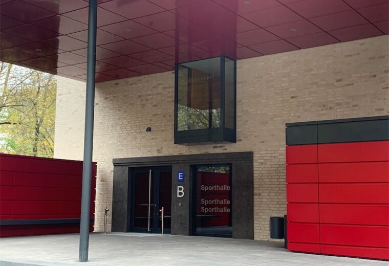 15 Sporthalle Bernhard Bästlein Straße Berlin 01